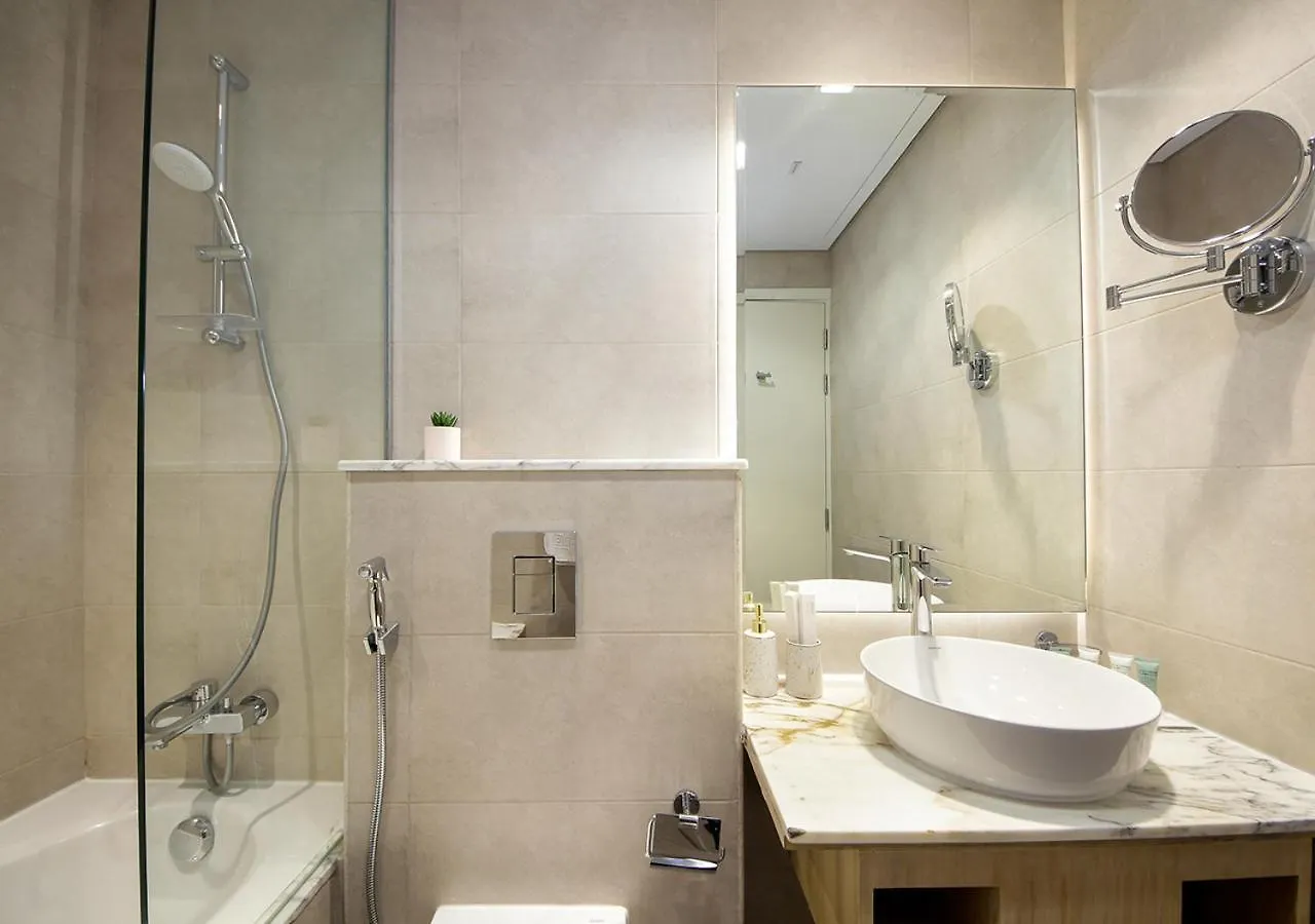 The Perfect Stay Paramount Business Bay 2Br Dubaj