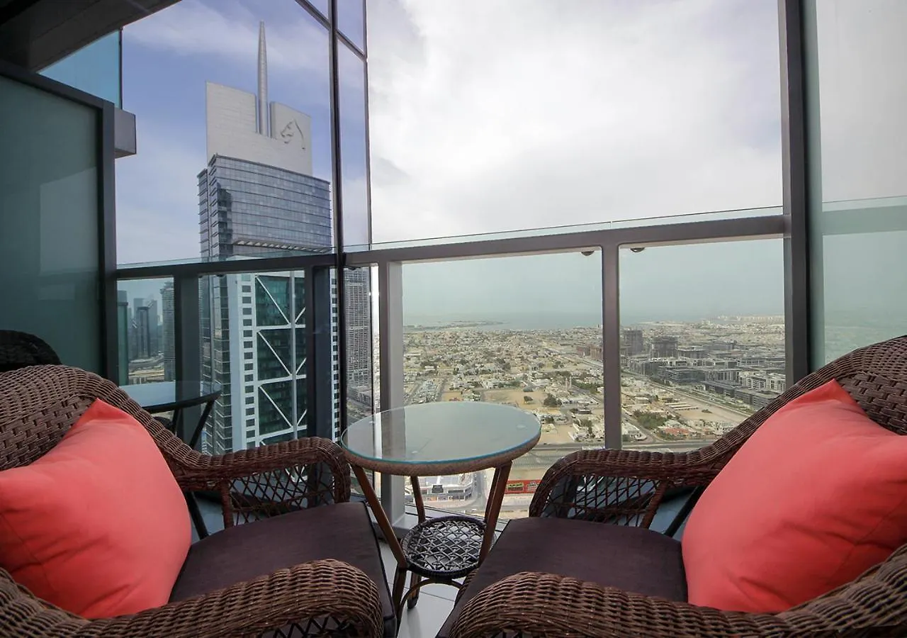 The Perfect Stay Paramount Business Bay 2Br Dubaj